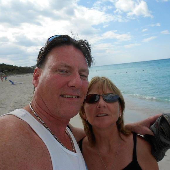 Meet your Posher, Ron-beth - Picture 1 of 1